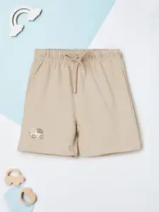 max Boys Regular Fit Mid-Rise Shorts