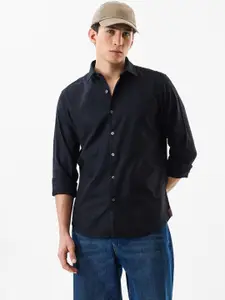 Snitch Textured Slim Fit Pure Cotton Casual Shirt