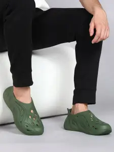 HRX by Hrithik Roshan Men Self Design Clogs