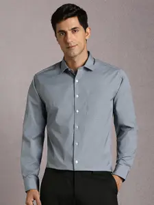 Louis Philippe Spread Collar Slim Fit Formal Shirt
