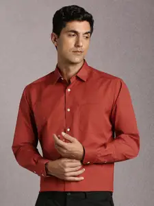 Louis Philippe Men Solid Spread Collar Formal Shirt