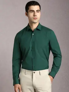 Louis Philippe Spread Collar Formal Shirt