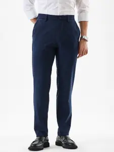 Snitch Men Textured Slim Fit Wrinkle Free Trousers