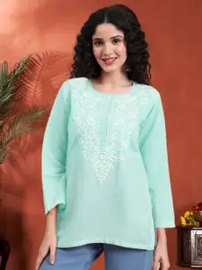 PARAMOUNT CHIKAN Ethnic Motifs Embroidered Chikankari Straight Kurti