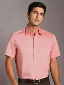 Louis Philippe Men Solid Spread Collar Cotton Formal Shirt