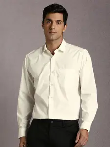 Louis Philippe Men Solid Spread Collar Formal Shirt
