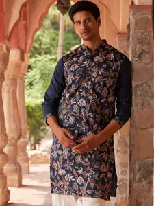 Jompers Men Floral Embroidered Thread Work Silk Kurta
