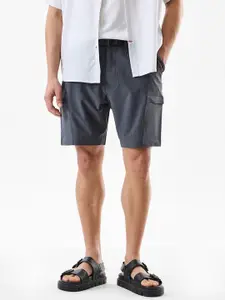 Snitch Men Mid-Rise Regular Fit Shorts
