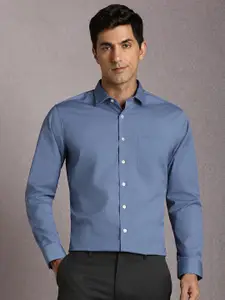 Louis Philippe Men Solid Spread Collar Formal Shirt