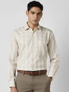 Van Heusen Men Checked Spread Collar Cotton Party Shirt