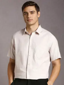 Louis Philippe Men Textured Spread Collar Cotton Formal Shirt