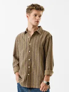 Snitch Standard Regular Fit Striped Casual Shirt