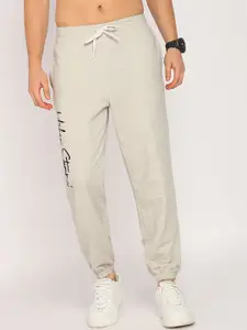 The Roadster Lifestyle Co Men Printed Relaxed-Fit Mid-Rise Joggers