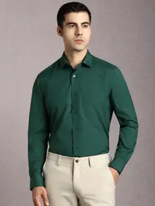 Louis Philippe Spread Collar Cotton Formal Shirt