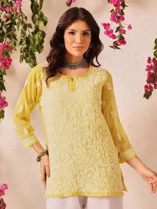 ADA Women Floral Embroidered Chikankari Chikankari Kurti