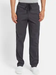 Octave Men Cotton Mid-Rise Track Pants