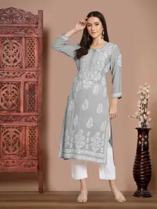 PARAMOUNT CHIKAN Women Ethnic Motifs Embroidered Chikankari Floral Kurta