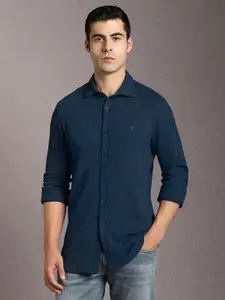 Louis Philippe Jeans Men Textured Spread Collar Casual Shirt