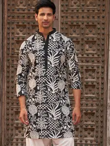 Jompers Men Ethnic Motifs Embroidered Monochrome Straight Kurta