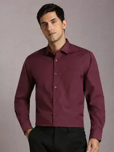 Louis Philippe Checked Spread Collar Cotton Formal Shirt