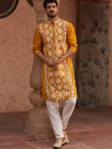 Jompers Men Floral Embroidered Regular Chikankari Kurta with Pyjamas