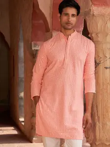 Jompers Men Geometric Embroidered Sequinned Kurta