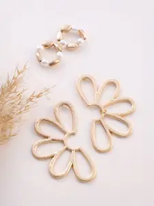 SOHI Set Of 2 Contemporary Soiree Artificial Beaded Drop Earrings