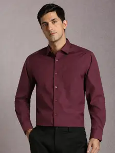 Louis Philippe Spread Collar Formal Shirt