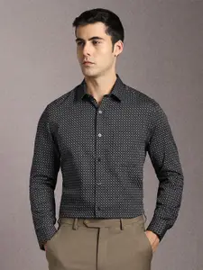 Louis Philippe Geometric Printed Pure Cotton Formal Shirt
