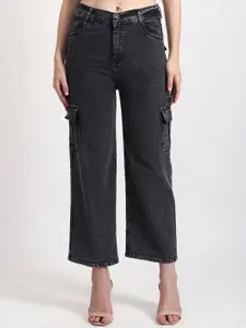 TYFFYN Women Flared High-Rise Stretchable Jeans