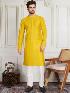 House of Pataudi Men Striped Embroidered Kurta with Trousers