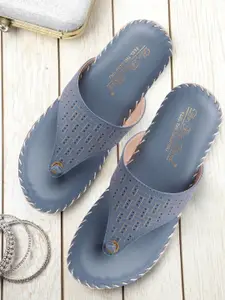 BIG BIRD FOOTWEAR Women Textured PU Platform  Heels