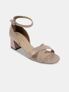 LEMON & PEPPER Women Block Heel Sandals