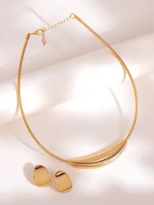 Voylla Blume Golden Curve Minimal Luxe Pendant Set