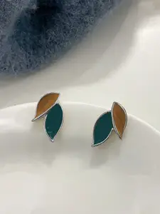 VAGHBHATT Silver- Plated Antique Leaf Shaped Studs