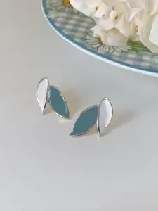 VAGHBHATT  Silver-Plated Zirco Leaf Shaped Studs Earrings