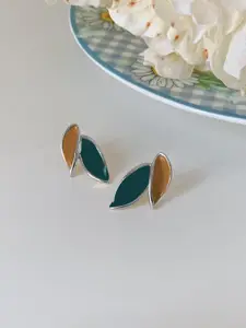 KRENOZ Silver-Plated Antique Leaf Shaped Studs