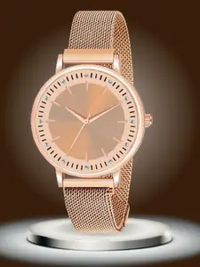 ON TIME OCTUS Women Round Dial & Stainless Steel Bracelet Style Straps Analogue Watch MAG