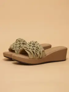 ERIDANI Women Wedge Woven Design Open Back Round Toe Sandals