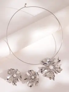 Voylla Blume Floral Drama Pendant Set