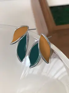 KRENOZ Silver-Plated Antique Leaf Shaped Studded