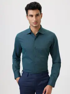 Raymond Men Textured Spread Collar Cotton Formal Shirt