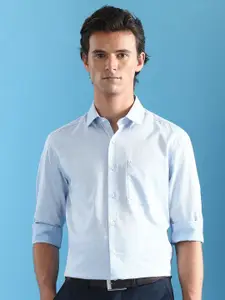 Arrow Men Classic Fit Textured Spread Collar Cotton Formal Shirt