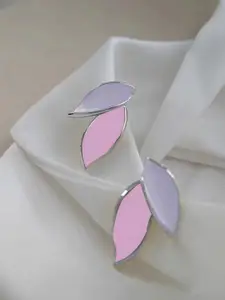 VAGHBHATT Silver-Plated Leaf Shaped Enamelled Studs