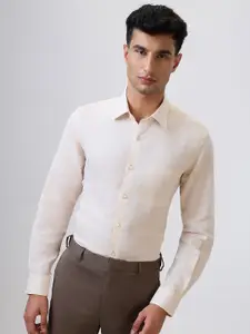 Raymond Contemporary Fit Semicutaway Collar Formal Shirt