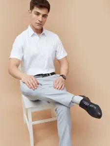 CODE by Lifestyle Men Solid Spread Collar Cotton Formal Shirt