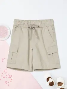 max Boys Cotton Mid-Rise Cargo Shorts