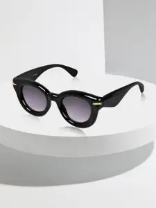 DressBerry Women Black Sunglasses