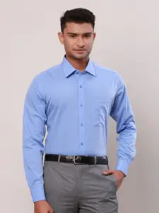 Raymond Men Solid Spread Collar Cotton Formal Shirt