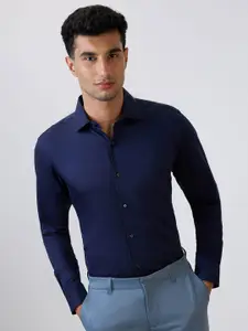 Raymond Pure Cotton Contemporary-Fit Semi-Cutaway Collar Formal Shirt